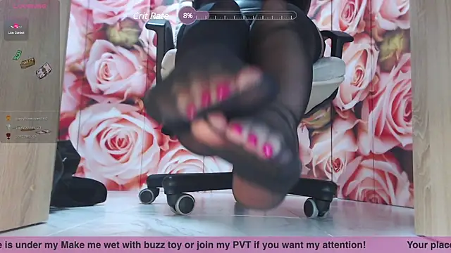Snapshot of Karina_Mistress chatting on 12.07.24 Karina Mistress online show from 12.07.24