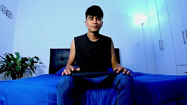 Eiden allenx online show from 12.05.24