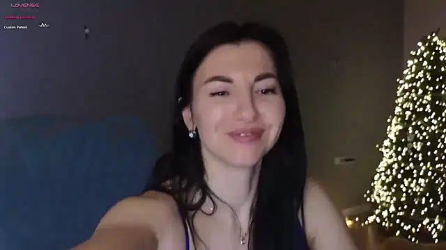 Snapshot of Mary_love16 chatting on 12.21.24 Mary love16 online show from 12.21.24