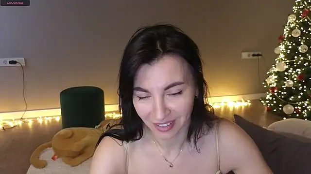 Snapshot of Mary_love16 chatting on 12.29.24 Mary love16 online show from 12.29.24