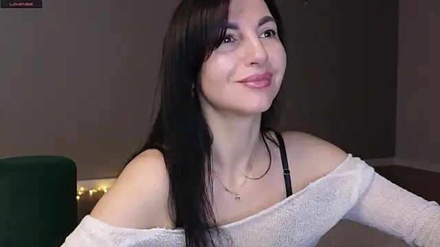 Snapshot of Mary_love16 chatting on 01.27.25 Mary love16 online show from 01.27.25