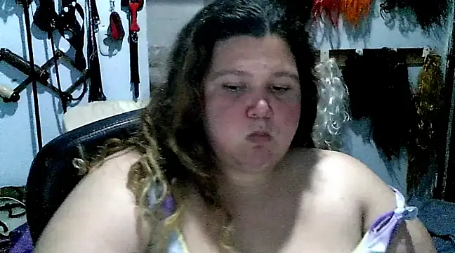 squirt322bbw online show from 02.06.25