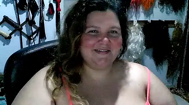 squirt322bbw online show from 02.14.25