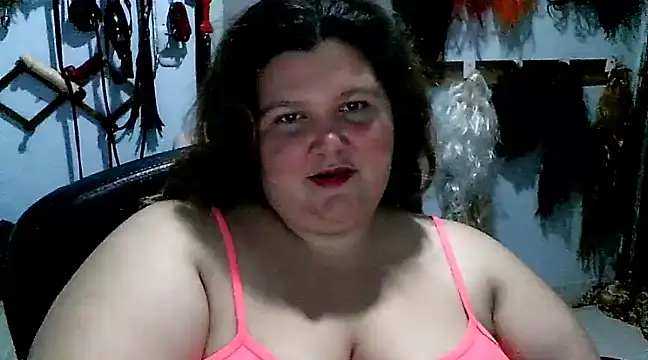 squirt322bbw online show from 02.18.25