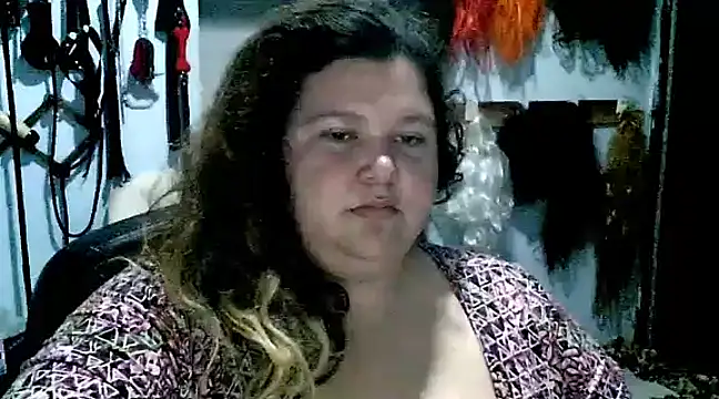 squirt322bbw online show from 02.24.25