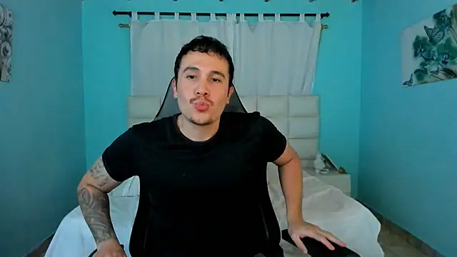 Snapshot of juan__jimenez chatting on 04.03.26 juan jimenez online show from 04.03.26