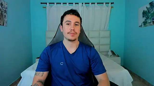 Snapshot of juan__jimenez chatting on 04.08.26 juan jimenez online show from 04.08.26