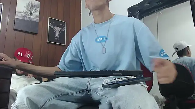 Snapshot of GaboReyes chatting on 09.25.25 GaboReyes online show from 09.25.25