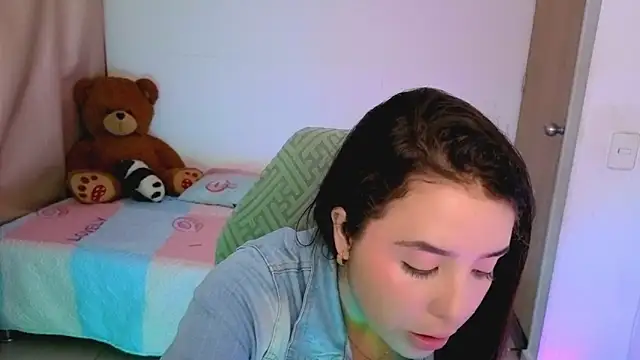 Snapshot of _alicia_z chatting on 03.24.26 alicia z online show from 03.24.26