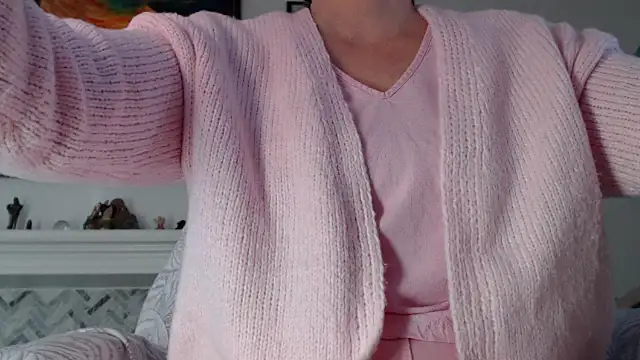 AuroraWillows online show from 02.04.26