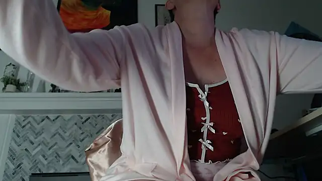 AuroraWillows online show from 04.06.26