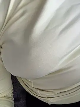 YourMeoww online show from 11.03.25