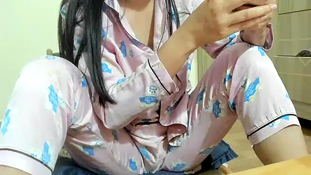 Snapshot of Beauty_Asian_Tina chatting on 02.07.25 Beauty Asian Tina online show from 02.07.25