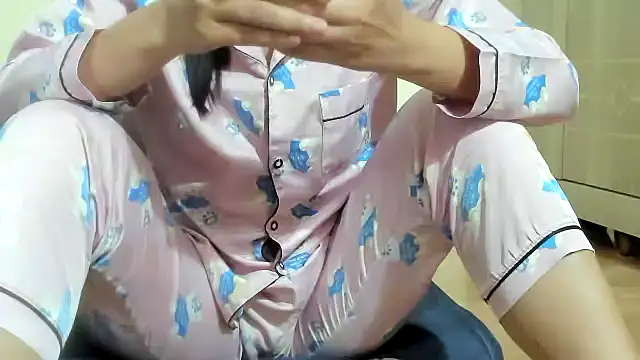 Snapshot of Beauty_Asian_Tina chatting on 02.19.25 Beauty Asian Tina online show from 02.19.25