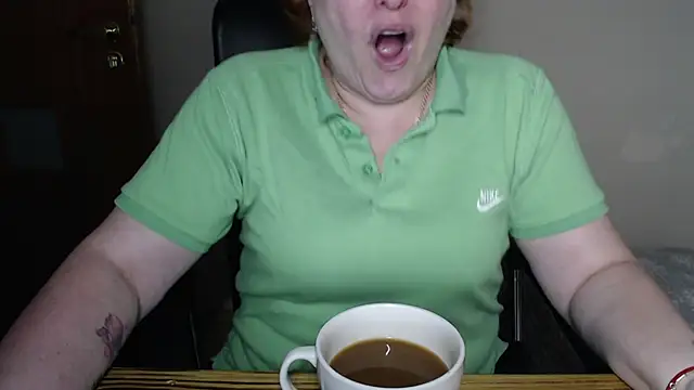 Snapshot of JoannaAndNeighbour chatting on 02.27.25 JoannaAndNeighbour online show from 02.27.25