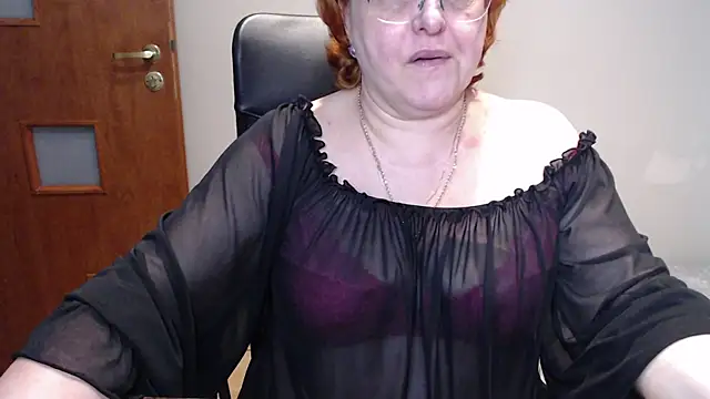 Snapshot of JoannaAndNeighbour chatting on 03.16.25 JoannaAndNeighbour online show from 03.16.25