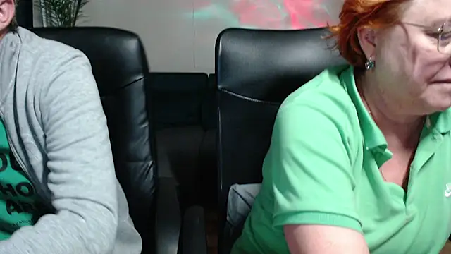 Snapshot of JoannaAndNeighbour chatting on 10.14.25 JoannaAndNeighbour online show from 10.14.25