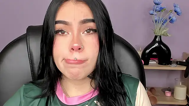 Snapshot of Jas_miin chatting on 09.29.25 Jas miin online show from 09.29.25