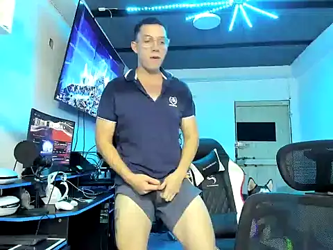 davinalhot online show from 04.13.26