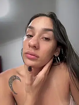 Snapshot of __IRIS__ chatting on 10.01.25 IRIS online show from 10.01.25