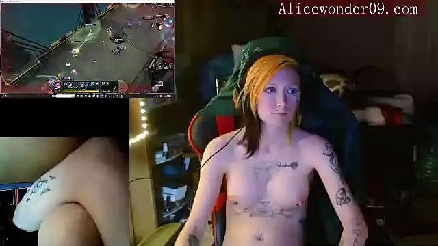 alicewonder09 online show from 12.21.24
