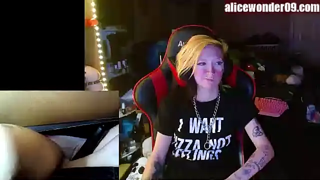 alicewonder09 online show from 12.29.24