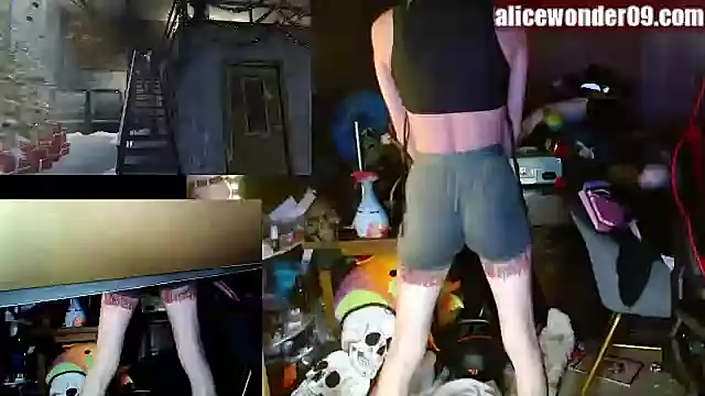 alicewonder09 online show from 12.31.24