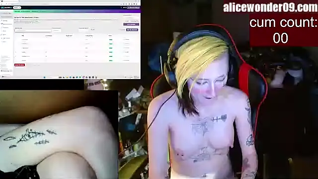 alicewonder09 online show from 01.04.25