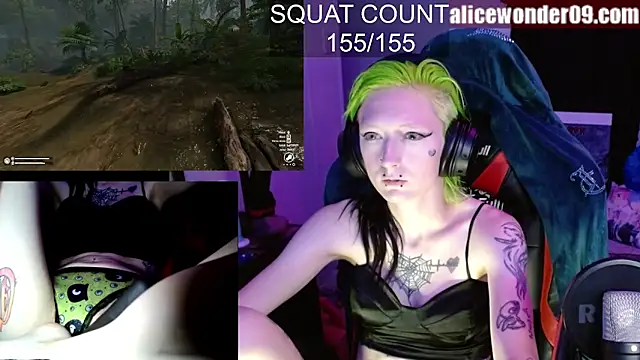 alicewonder09 online show from 10.19.25