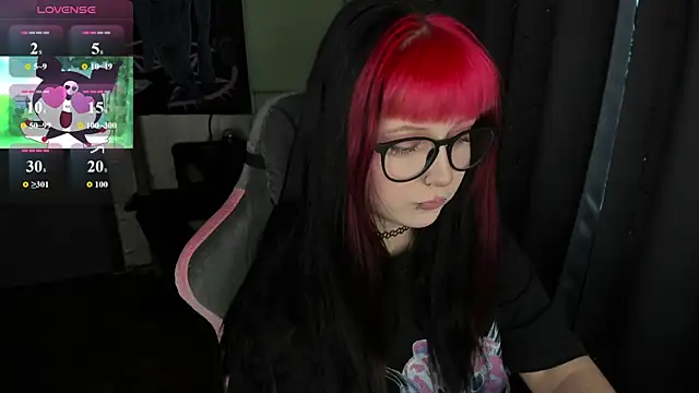 t0riayun0 online show from 06.26.26