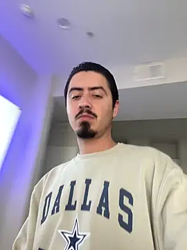 Snapshot of Bbyboyivan chatting on 02.14.25 Bbyboyivan online show from 02.14.25