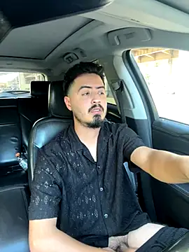 Snapshot of Bbyboyivan chatting on 10.12.25 Bbyboyivan online show from 10.12.25