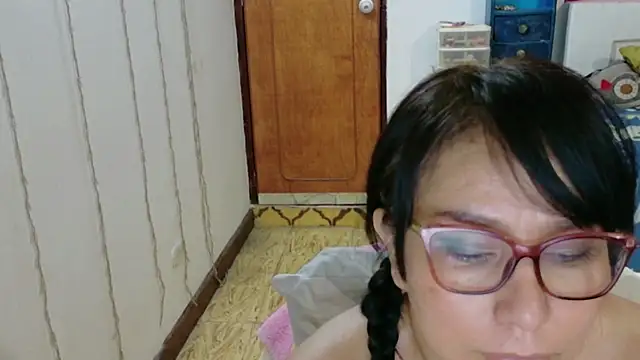 hottplay online show from 09.17.25