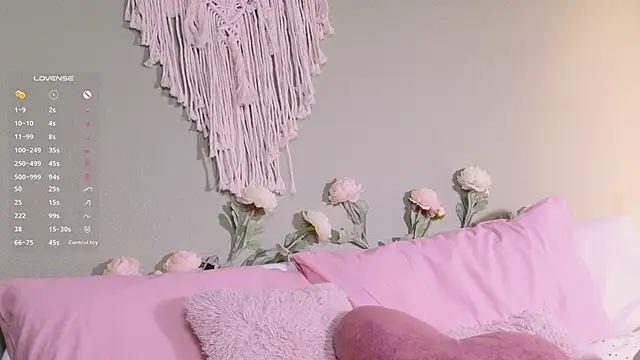 Snapshot of Rinas_secret chatting on 09.18.25 Rinas secret online show from 09.18.25