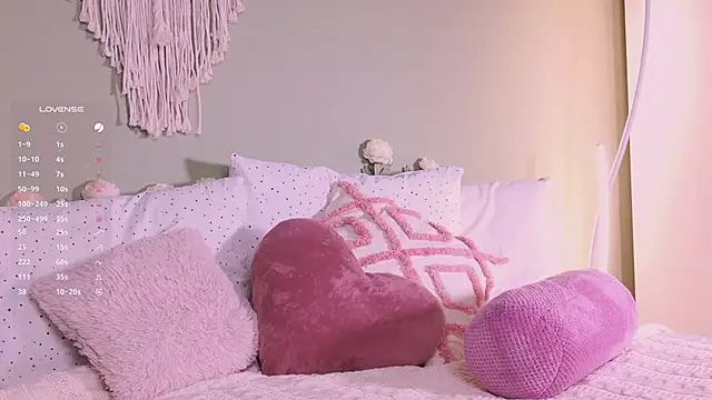 Snapshot of Rinas_secret chatting on 10.15.25 Rinas secret online show from 10.15.25