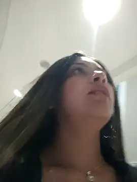 alana 69 online show from 11.12.25