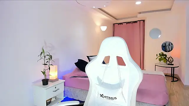 carleee winter online show from 03.06.26