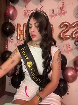 Sarasanders 4 online show from 03.16.25