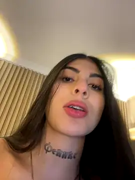 Sarasanders 4 online show from 10.02.25