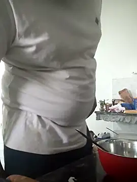 Snapshot of thebrownboi01 chatting on 02.16.26 thebrownboi01 online show from 02.16.26