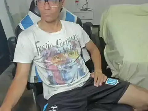 guachin hunk online show from 12.15.24