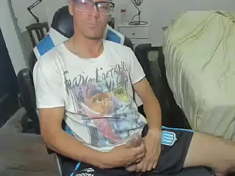 guachin hunk online show from 12.20.24