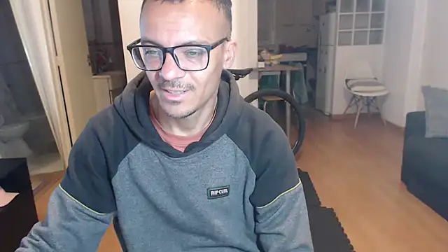 guachin hunk online show from 11.23.25