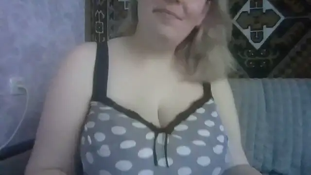 Diana Britt online show from 04.08.26