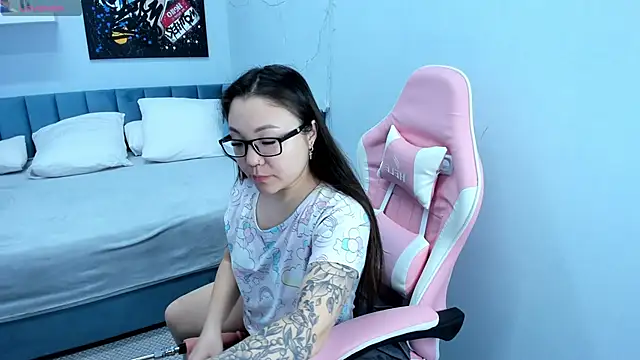 gentle muse online show from 01.04.25