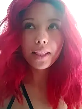 Snapshot of dinamita_Blair chatting on 12.04.24 dinamita Blair online show from 12.04.24