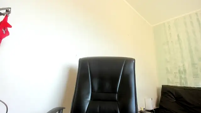 Snapshot of dinamita_Blair chatting on 12.04.24 dinamita Blair online show from 12.04.24