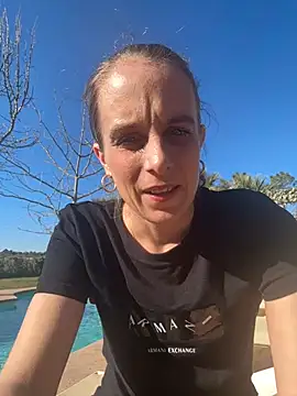 LadyChantale online show from 01.10.25