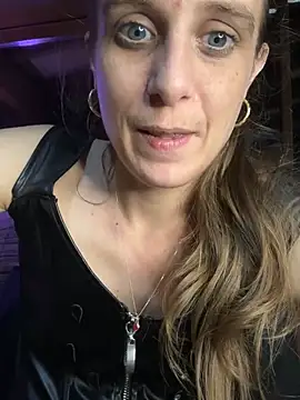 LadyChantale online show from 01.21.25