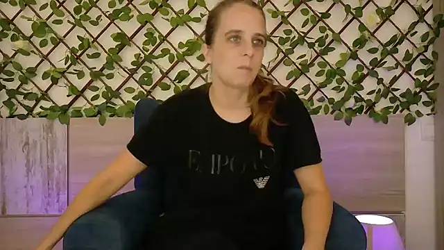 LadyChantale online show from 10.23.25